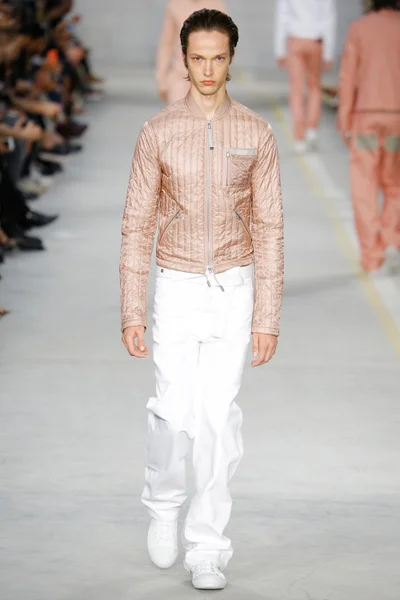 Look 31